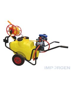 Carretilla 100 L far-20 motor gasolina con pistola y carrete 25 mts manguera, ideal para realizar pulverización en cualquier área debido a su capacidad y dimensiones.
Apto para terrenos parejos y duros, en caso de terrenos disparejos, se sugiere reforzar
